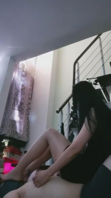 【叶子天津】高跟鞋全体重踩踏-跳踩 bf3092