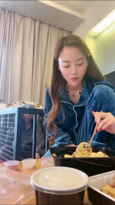 【一嬛】狗笼圈养生活 JS230210