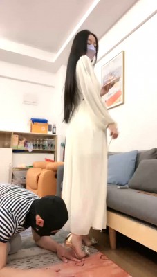 【奈奈生】连衣裙御姐-人肉坐垫/掐辱/打手心/高跟踩踏转胯 bf28563