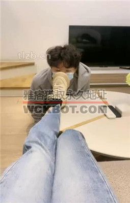 【酒鸽】运动后原味鞋袜辱/吃黑棉袜/转胯 bf35571