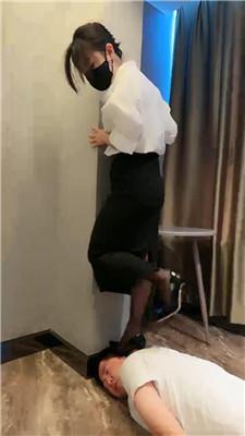 【辣姐】露脸狗全体重爆头耳光【上下合集】 bf44760