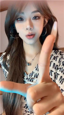 【不知名】盯    250425-8