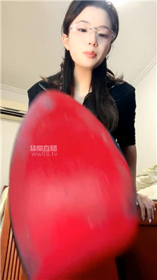 【布丁】红底高跟裸足炸J    251128-5